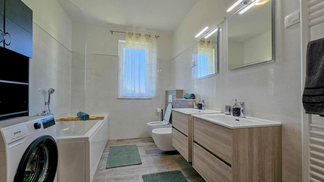 Casa Gojtan Villa Karigador Eksteriør bilde